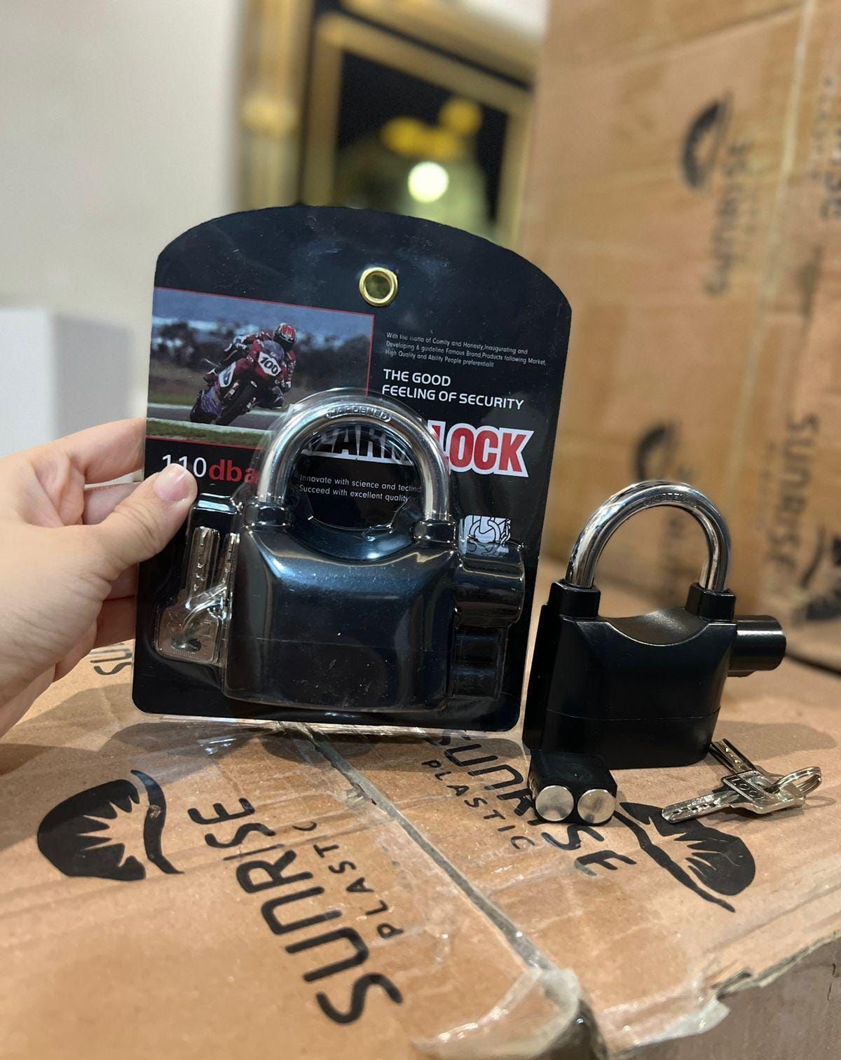 Heavy-Duty Anti-Theft Alarm Lock – 110dB Security Padlock
